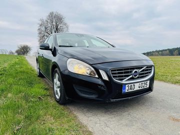 Volvo V60 D3 2.0, automat