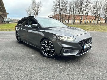 Focus St line