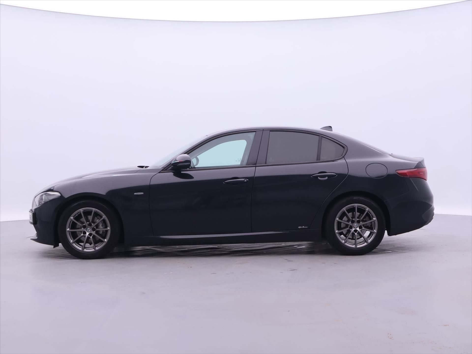 Alfa Romeo Giulia, 2,1 JTD 110kW Aut. Navi Xenon - fotka 4