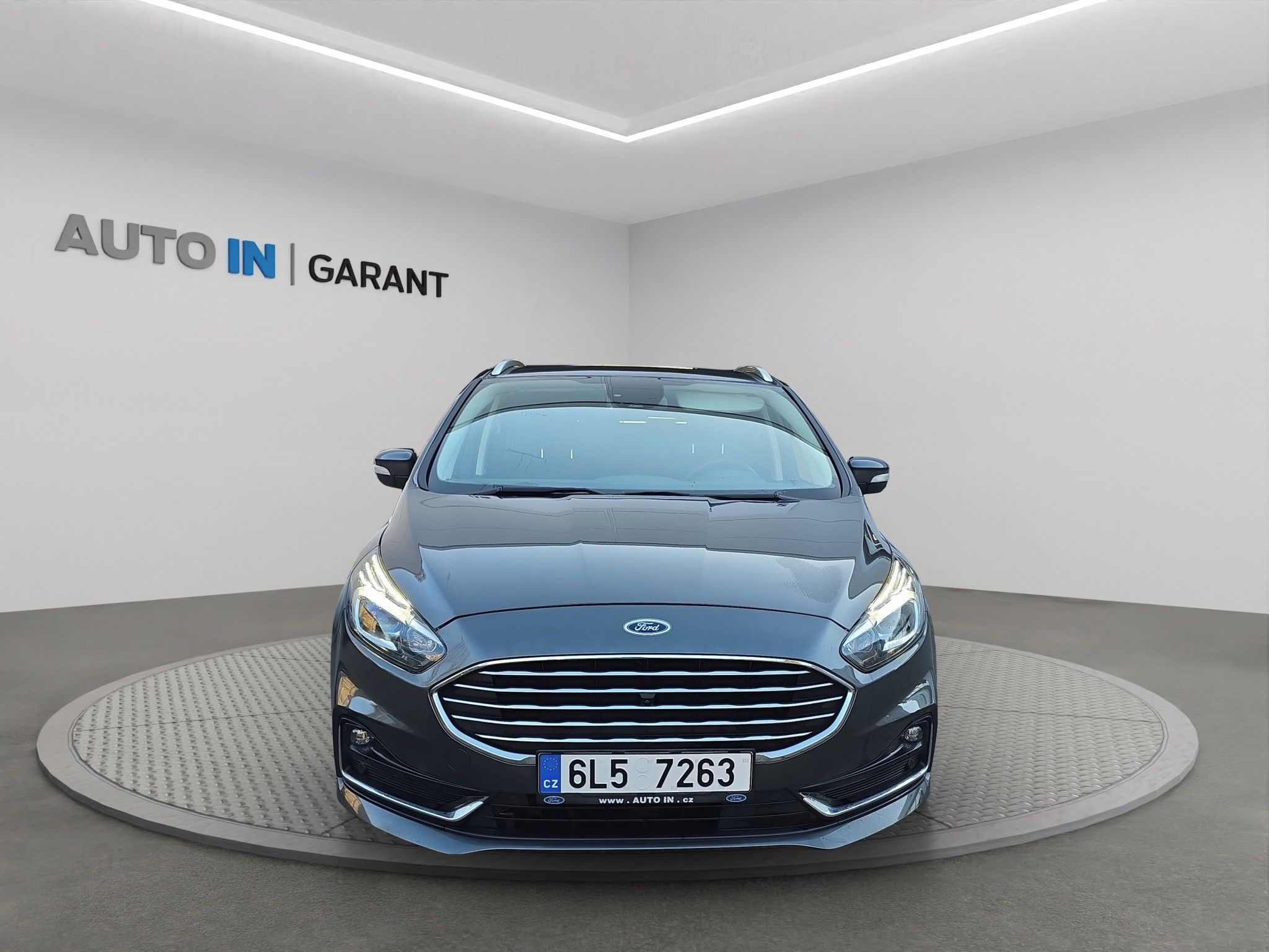 Ford S-MAX, TITANIUM 2,5 Duratec Hybrid 14 - fotka 2