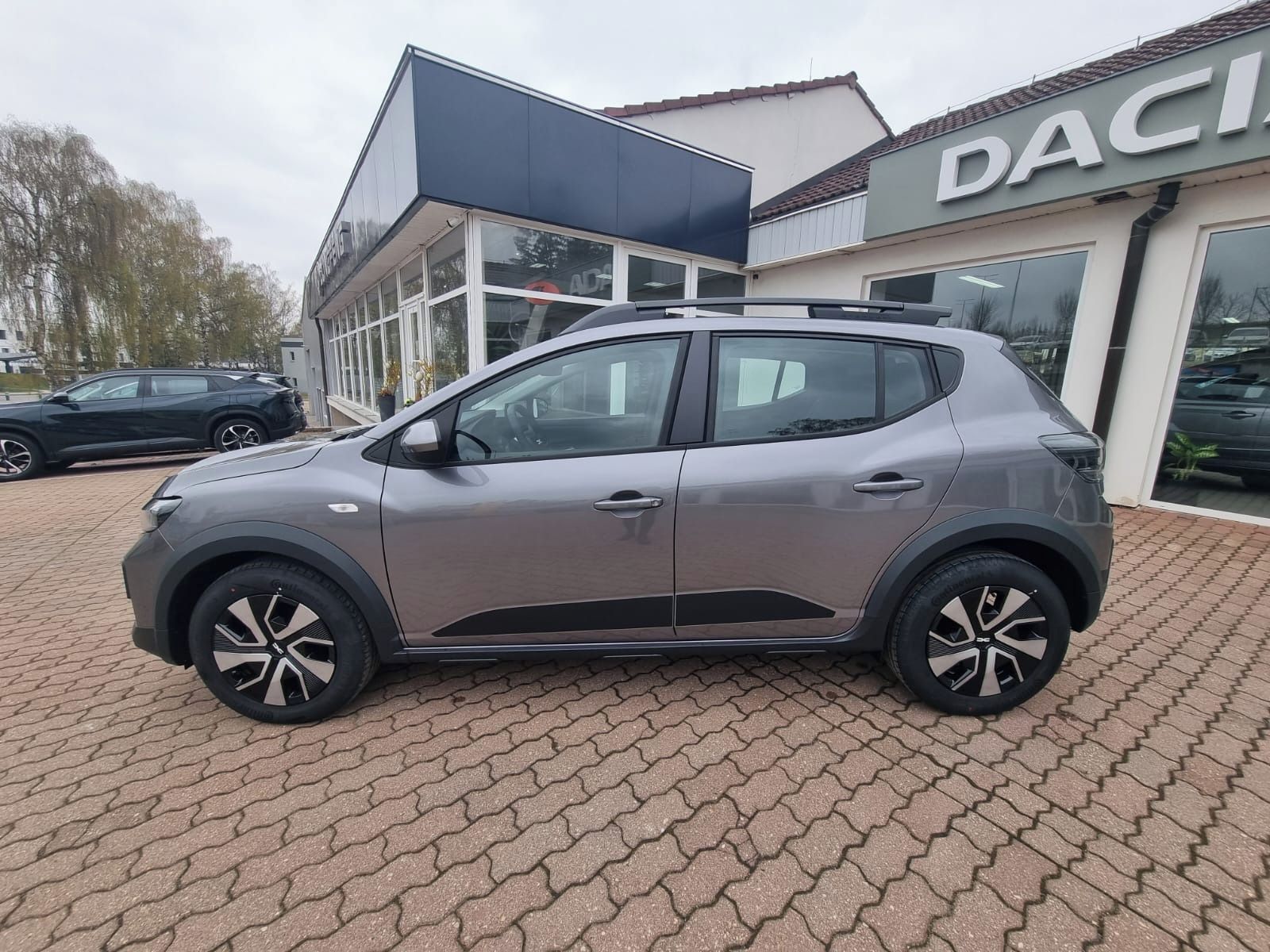 Dacia Sandero, Stepway Expression TCe 110 - fotka 2
