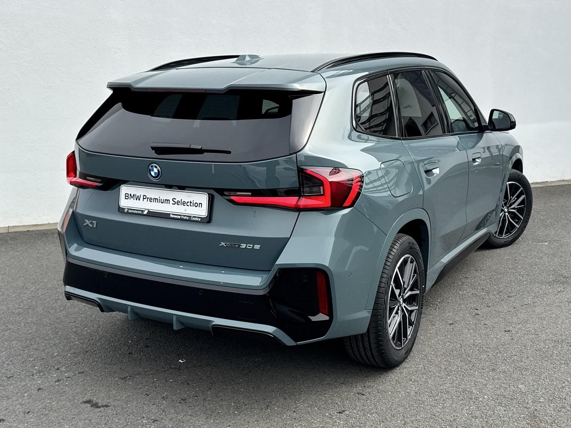 BMW X1, X1 xDrive30e - fotka 2