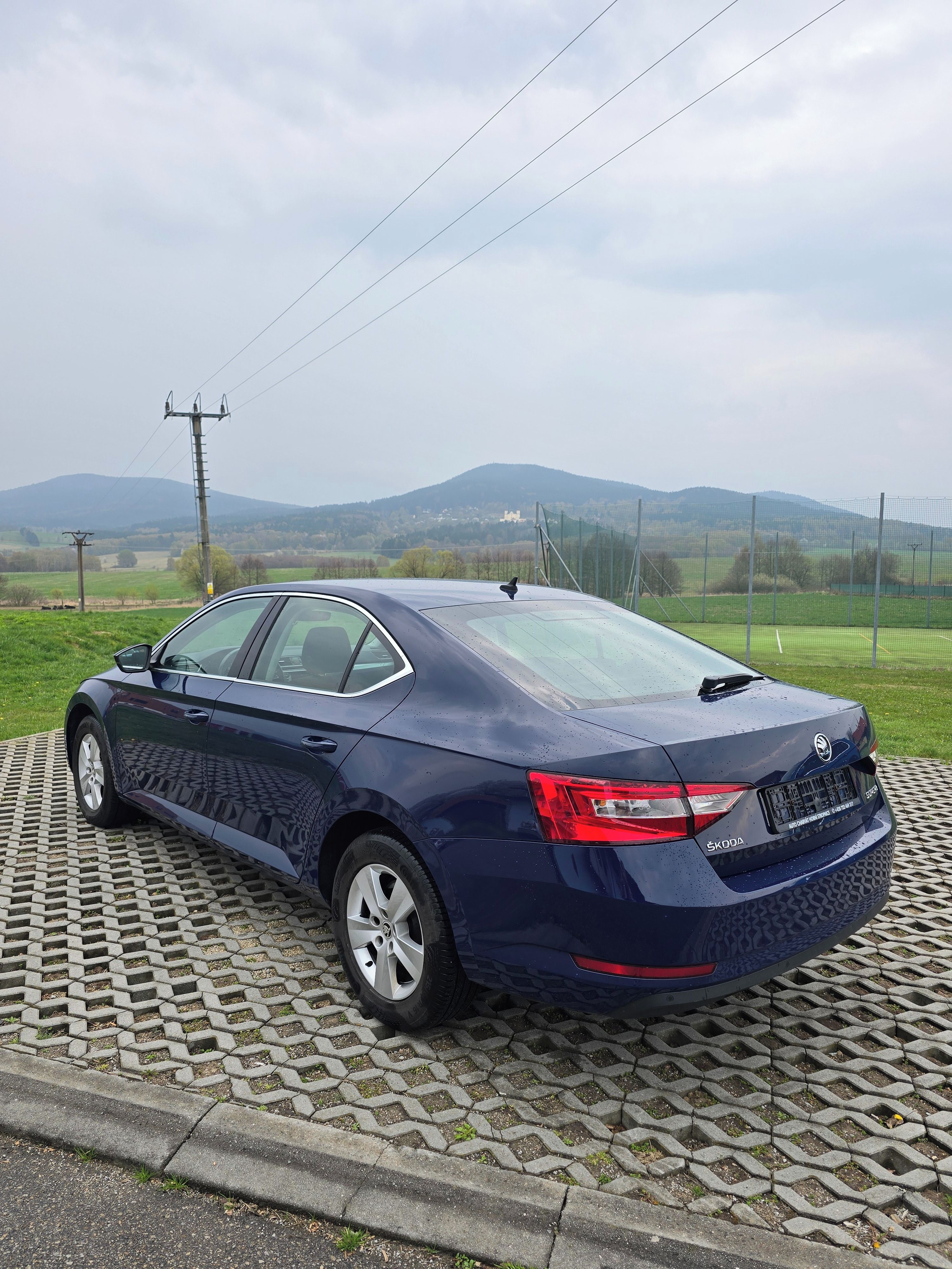 Škoda Superb, 1.4 TSI Ambition - fotka 5