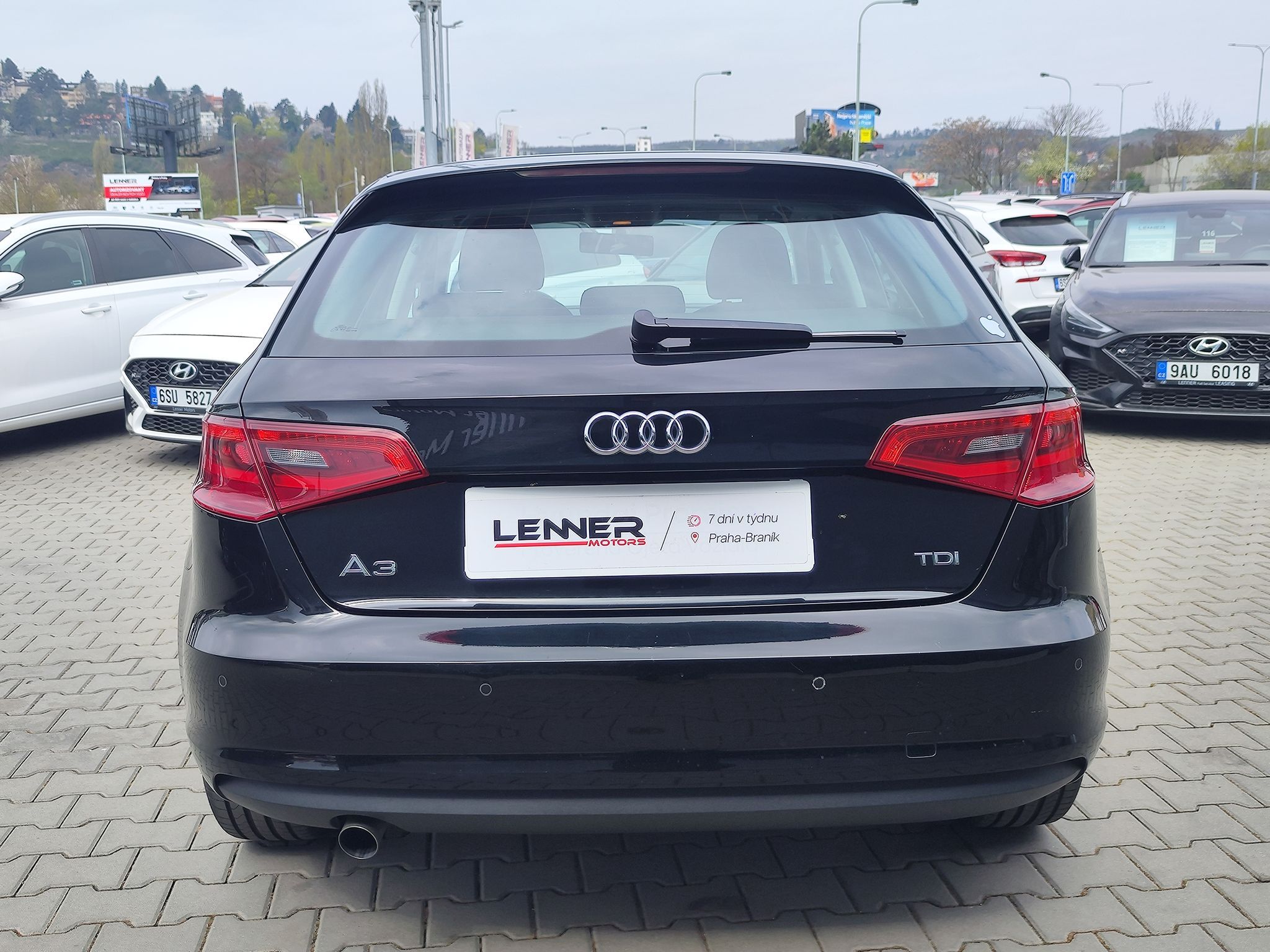 Audi A3, 1.6 TDi/81kW Atraction - fotka 6