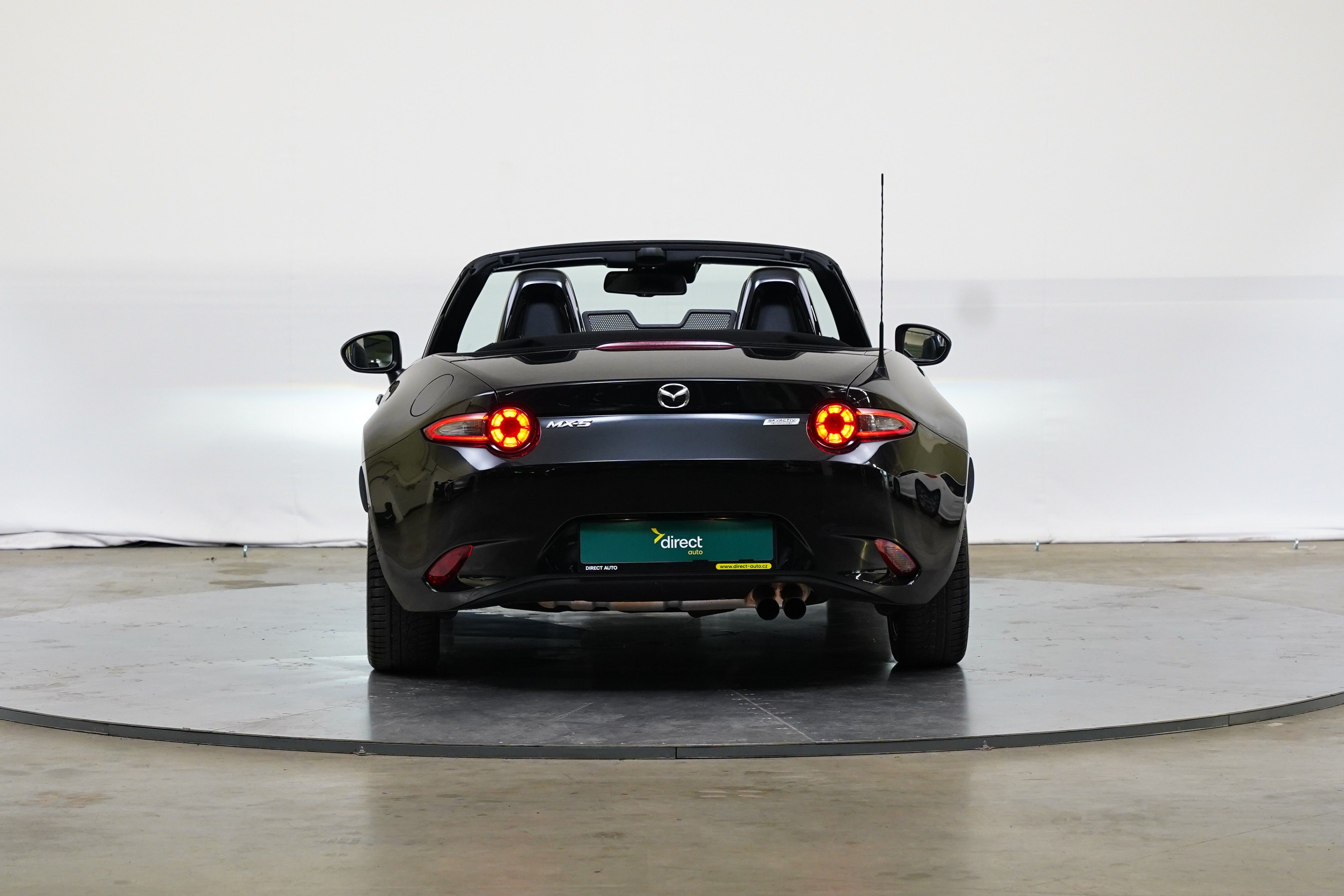 Mazda MX-5, 1.5 Skyactiv-G 96 kW Exclusive - fotka 6