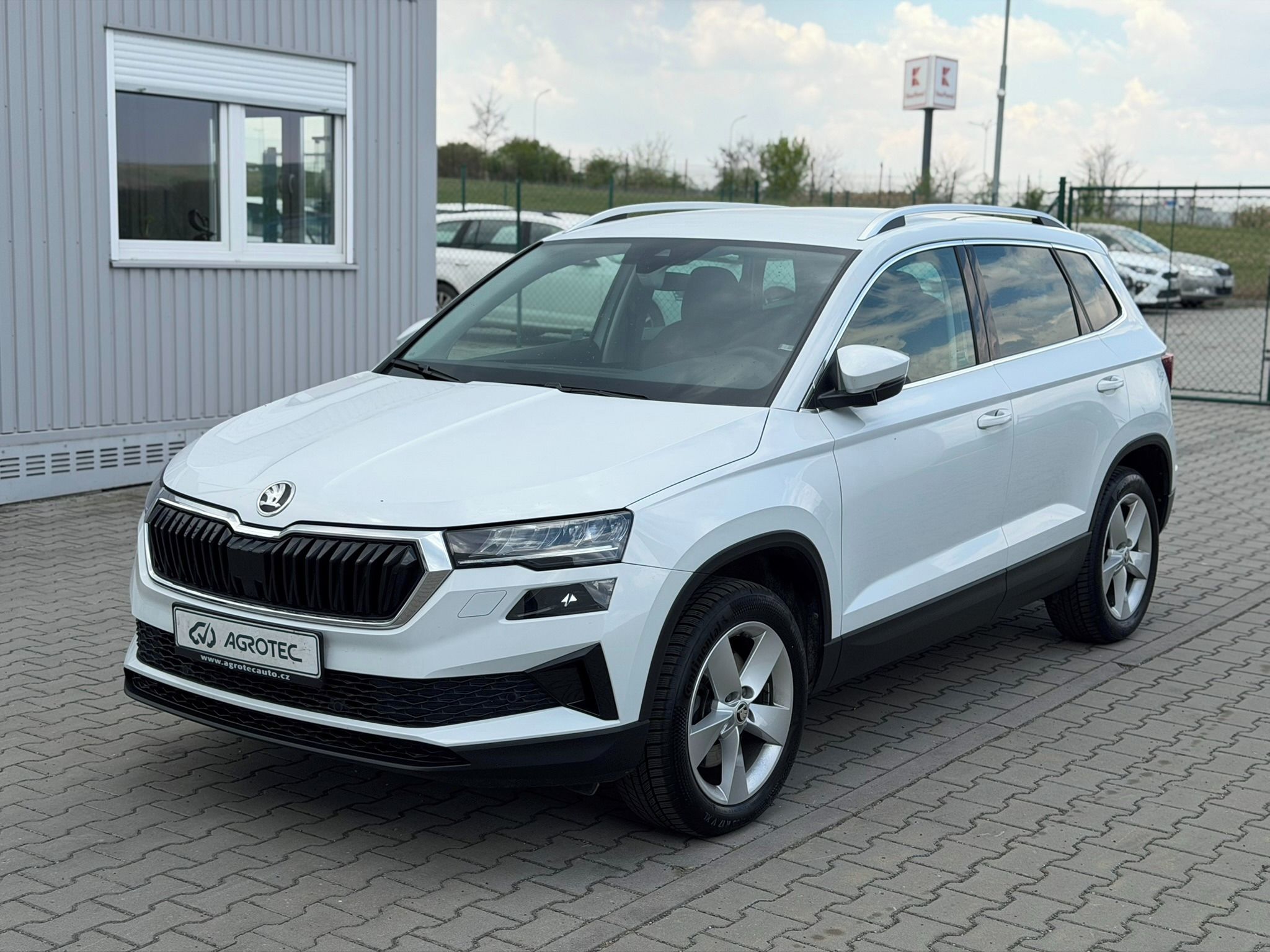 Škoda Karoq, 2.0 TDI 110 kW Top Se. 4x4 DSG - fotka 3