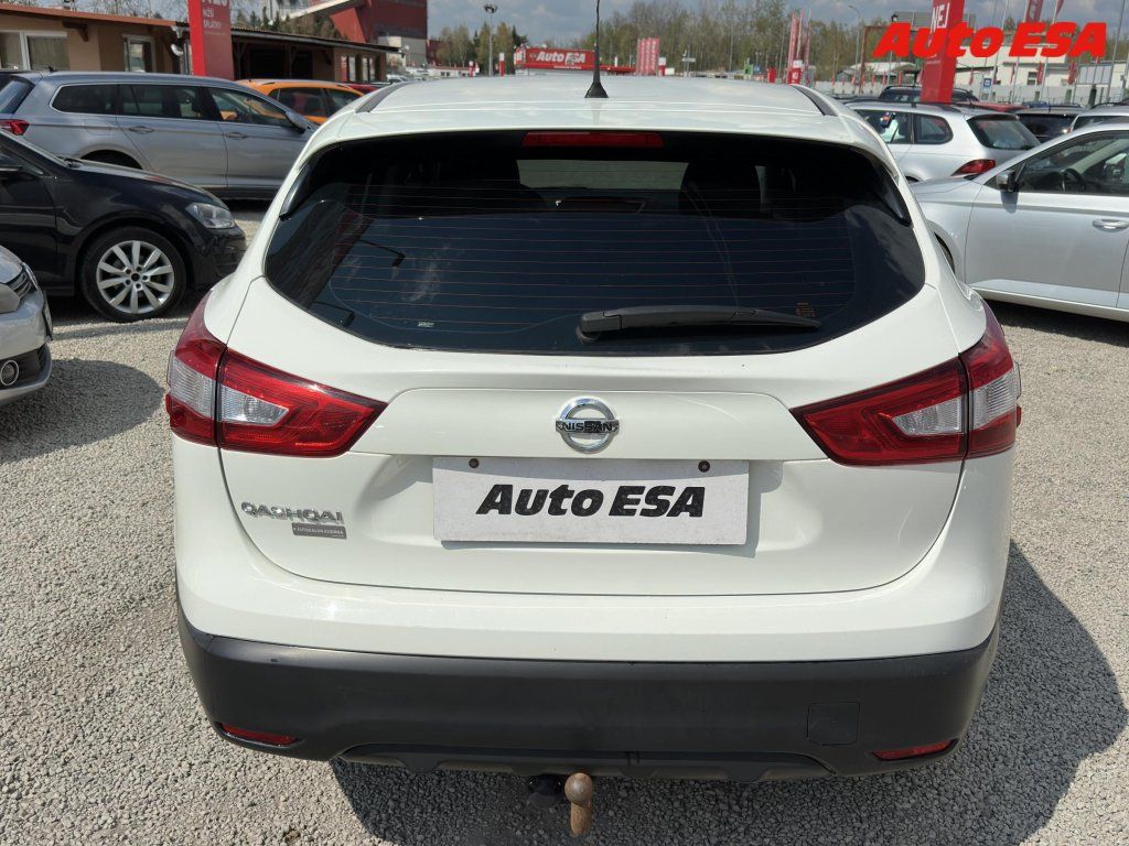 Nissan Qashqai, 1.6d,ČR,STK11/27 - fotka 5
