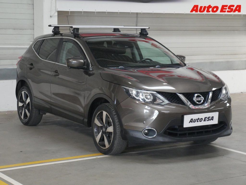 Nissan Qashqai, 1.2DiG-T,navi,autoAC