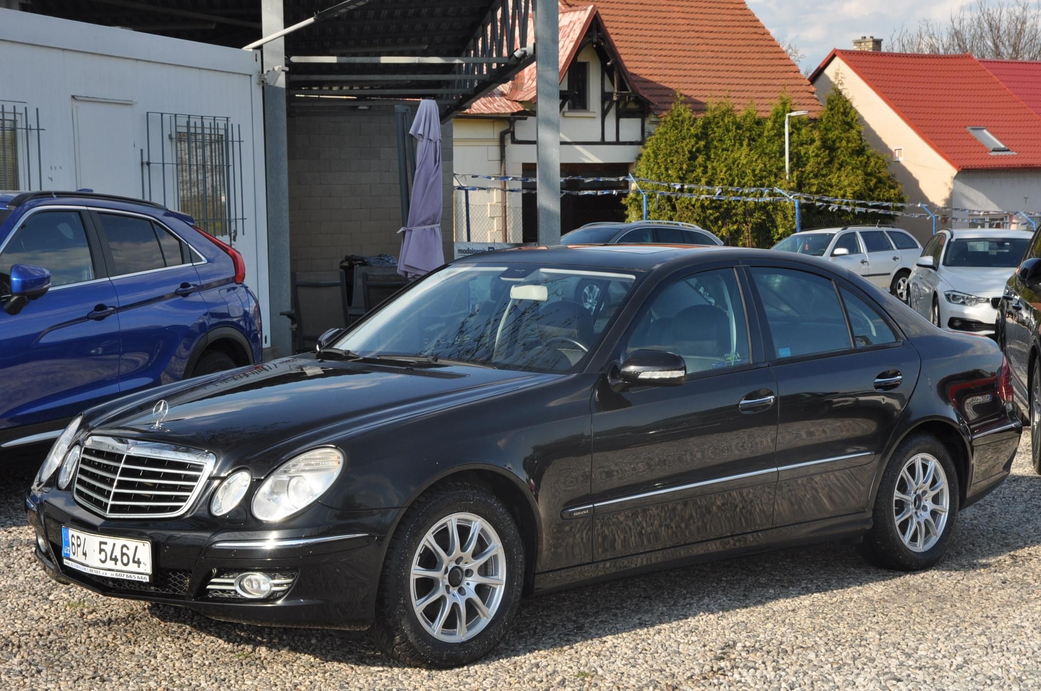 Mercedes-Benz Třídy E, E 220CDi 125kW Elegance