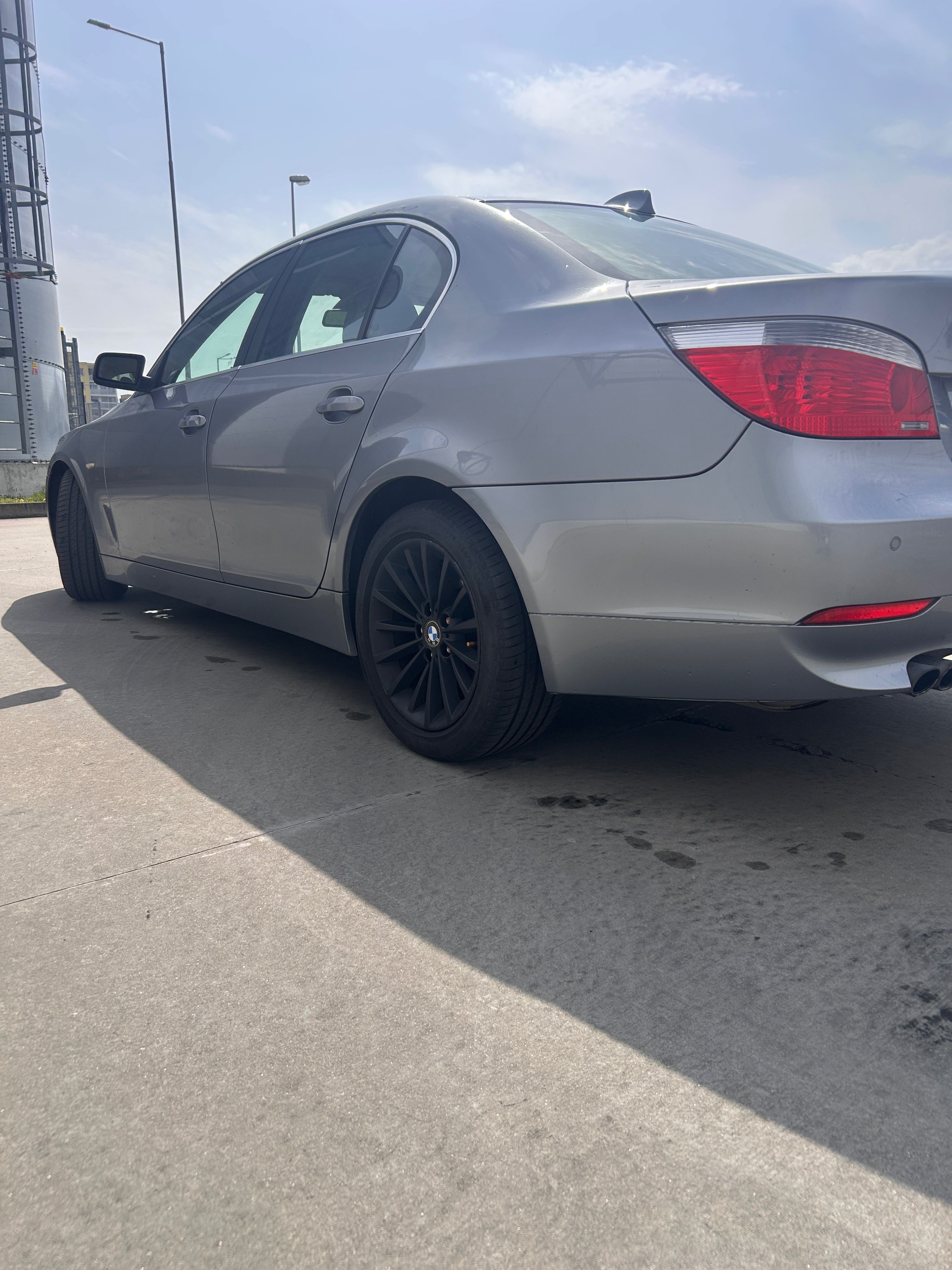 BMW Řada 5, 3.0 TDI - fotka 2