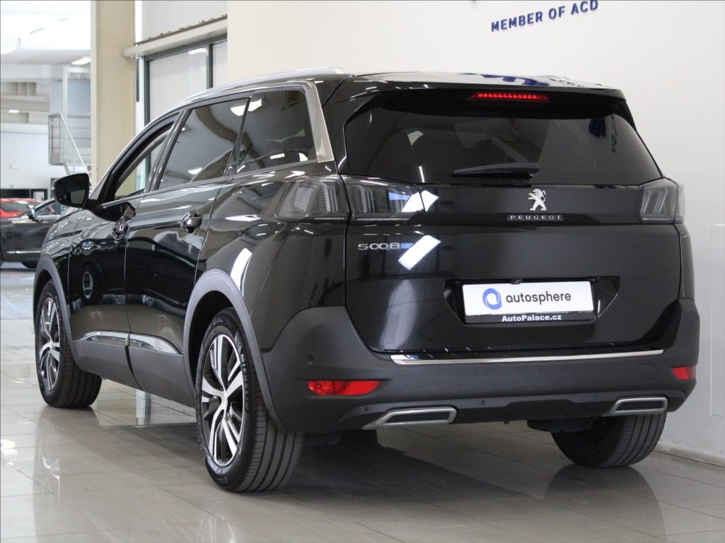 Peugeot 5008, 1,5 HDi 96lW Allure 7-m 1.maj. - fotka 3