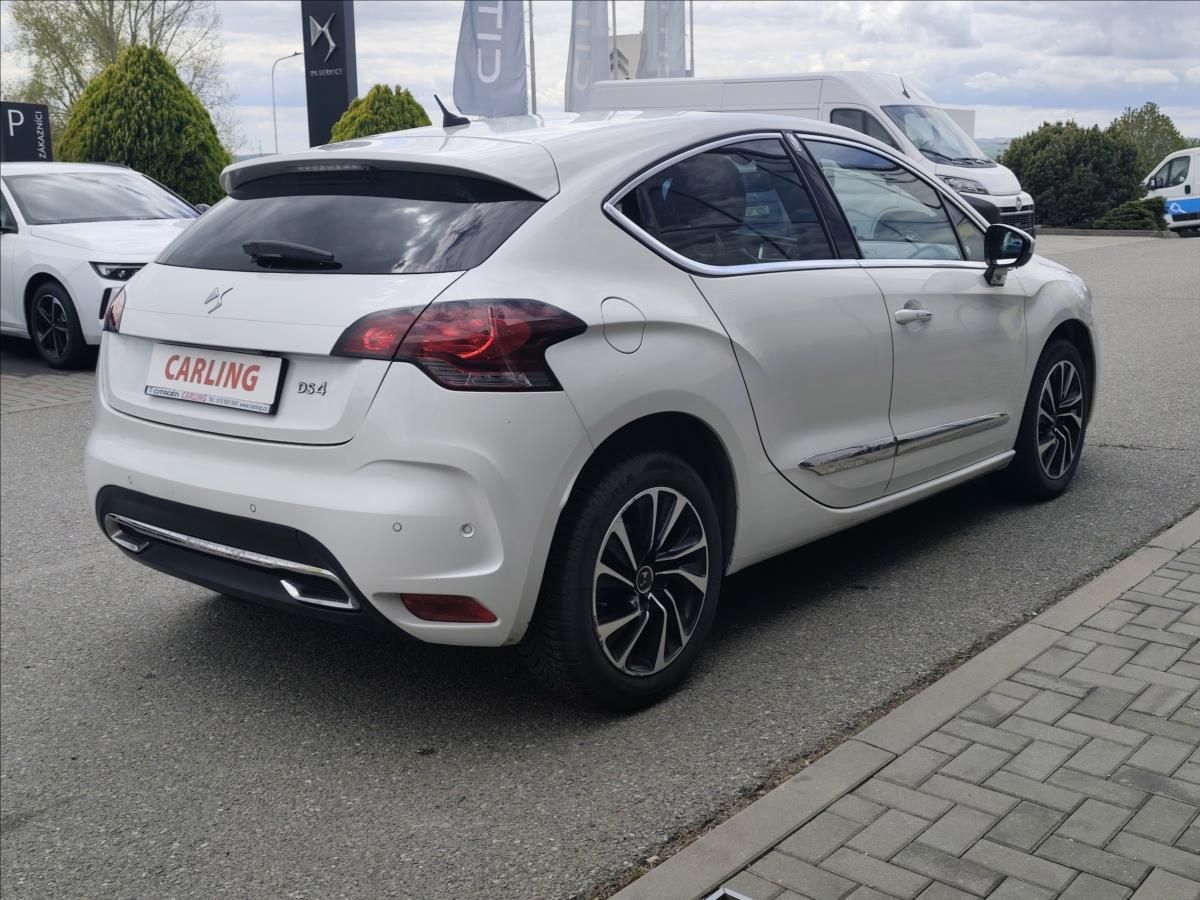 DS 4, 2,0   Sport - Chic, 2,0hDI 133 - fotka 3