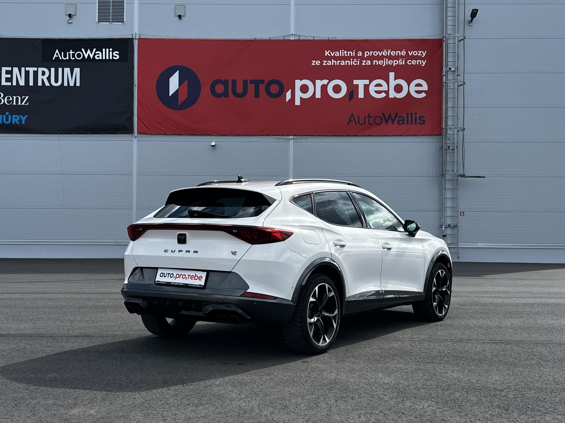Cupra Formentor, 2.0TSI DSG 228kW 1.Maj DPH - fotka 4