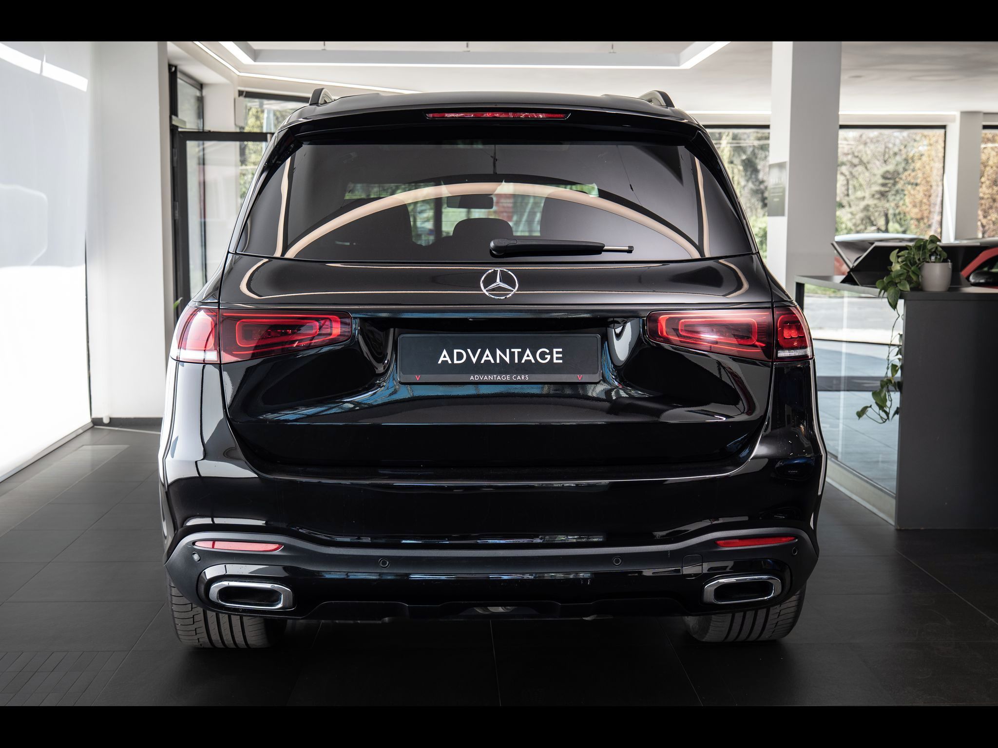 Mercedes-Benz GLS, 4Matic AMG Line - fotka 3