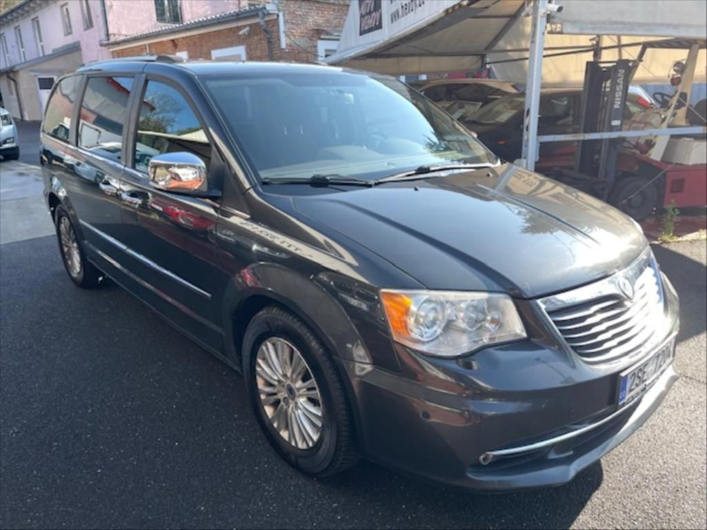Lancia Voyager, 2,8 L CRD - fotka 3