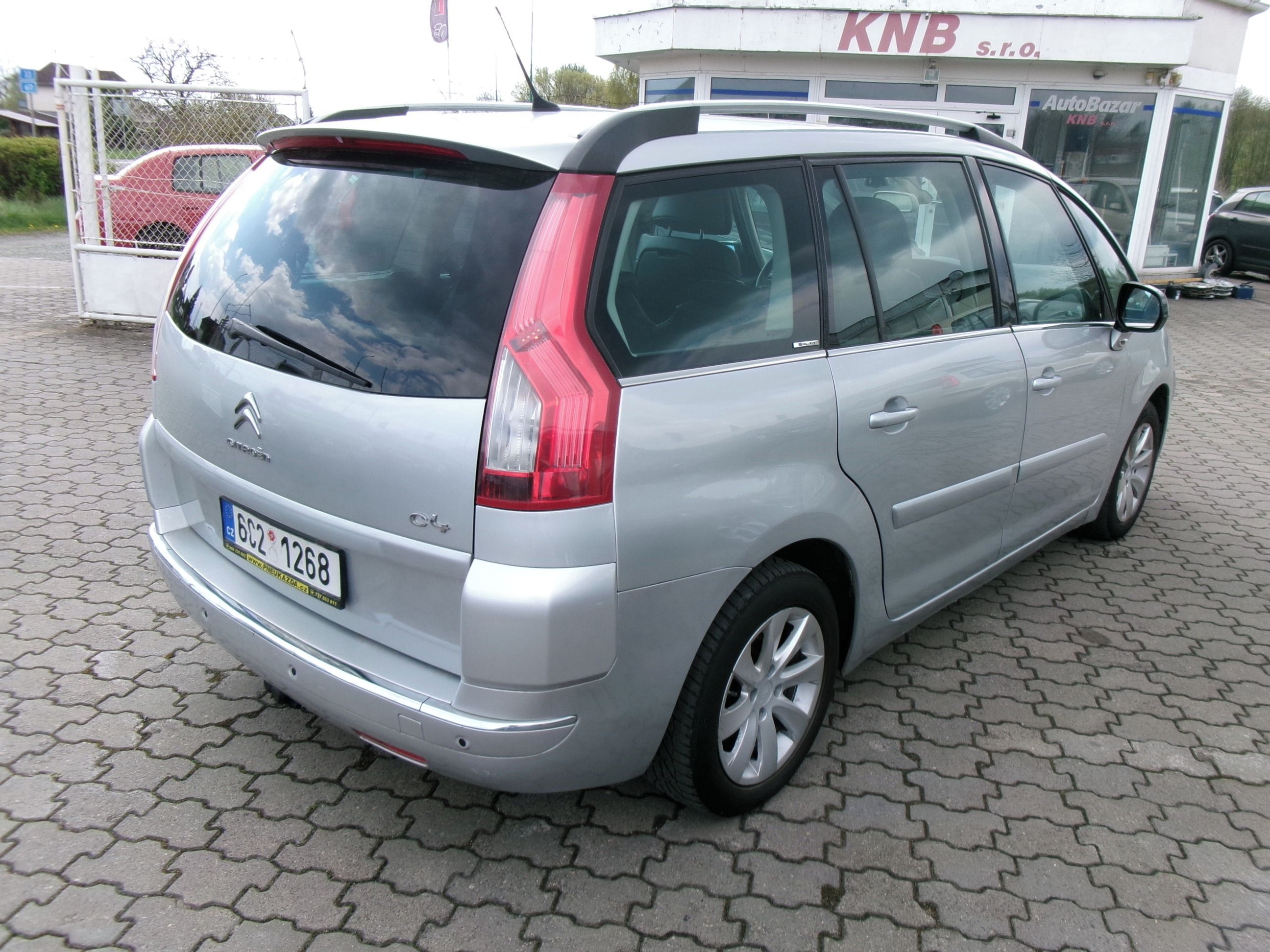 Citroën Grand C4 Picasso, 2.0HDi,Exclusive,7 míst - fotka 6