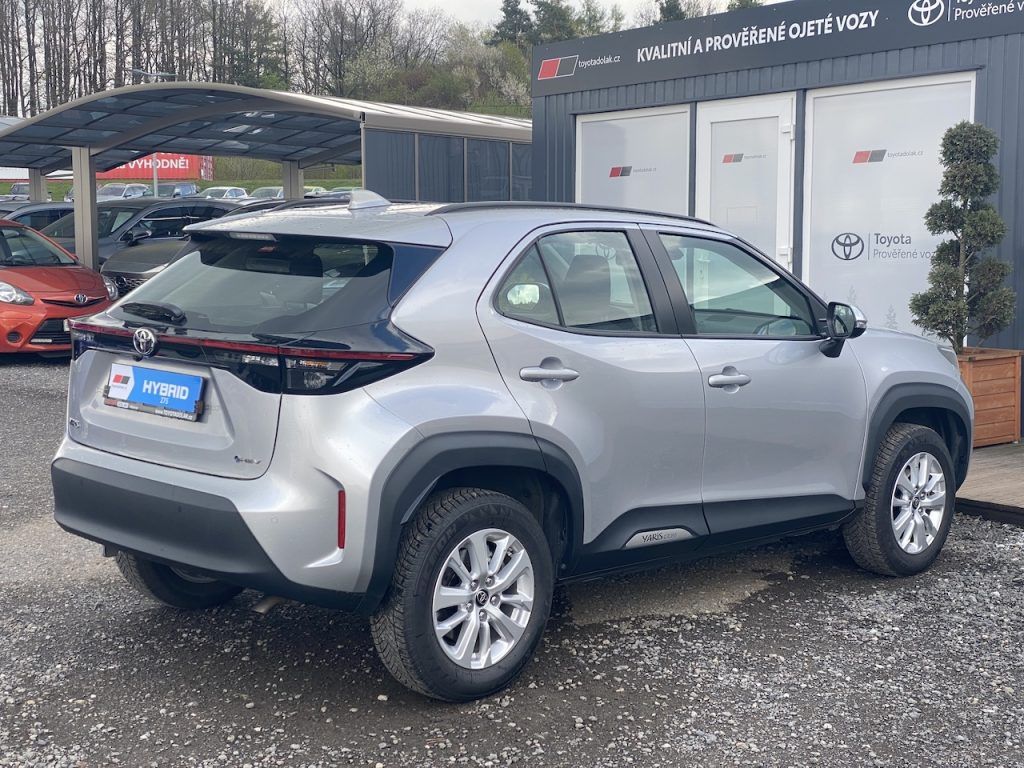 Toyota Yaris Cross, 1.5HEV, ČR-1, Comfort, DPH - fotka 6