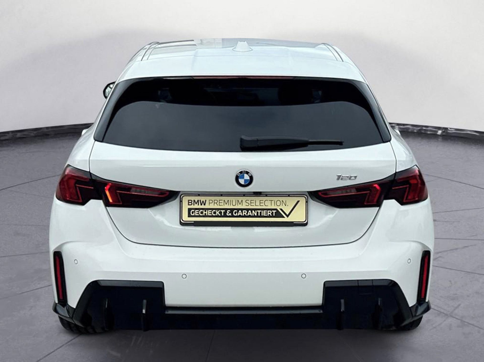 BMW Řada 1, 120 M-Sport DrivAsist+ ParkAsi - fotka 6