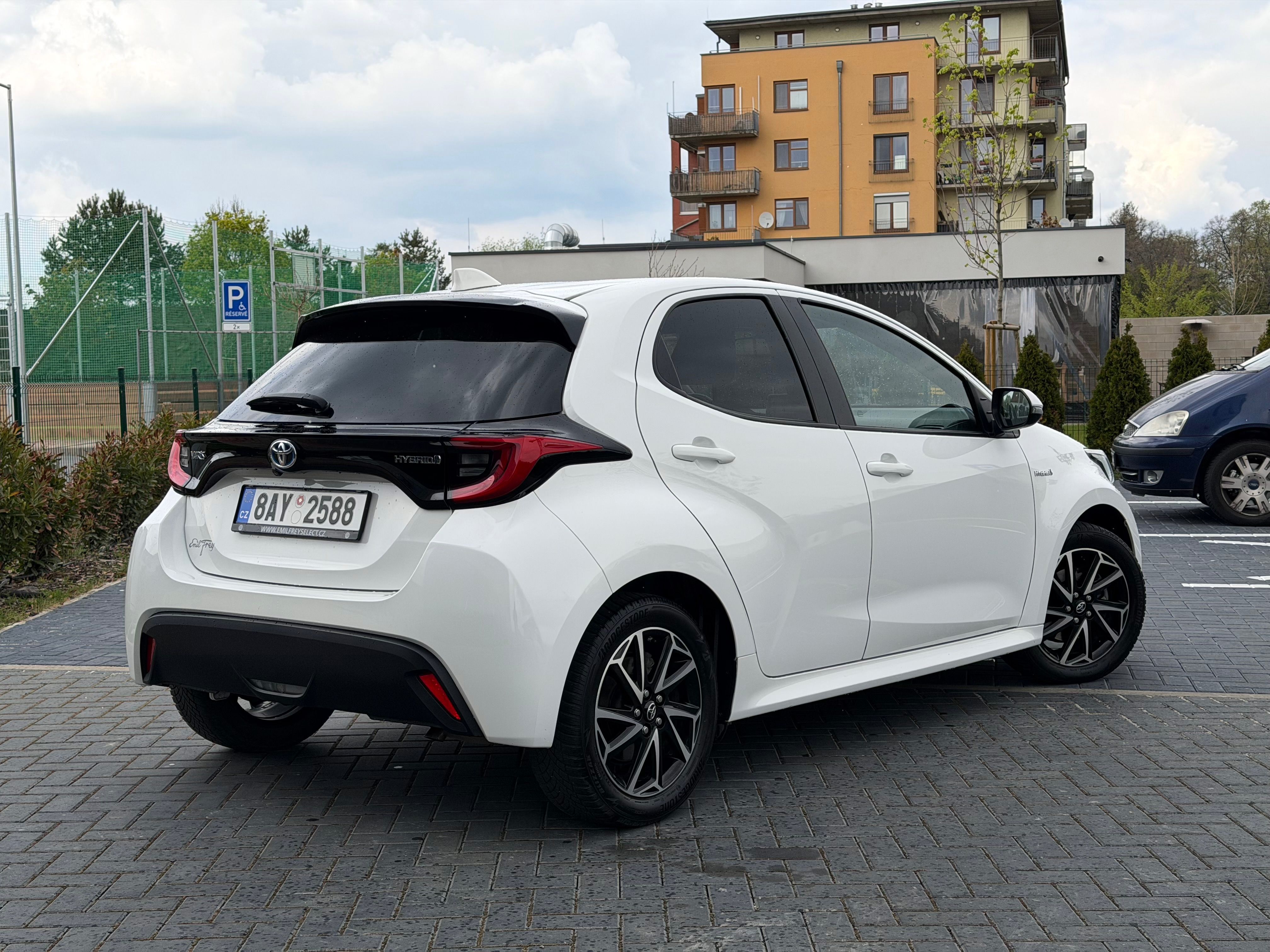 Toyota Yaris, Hybrid / 1.5 VVT-i/ záruka - fotka 5