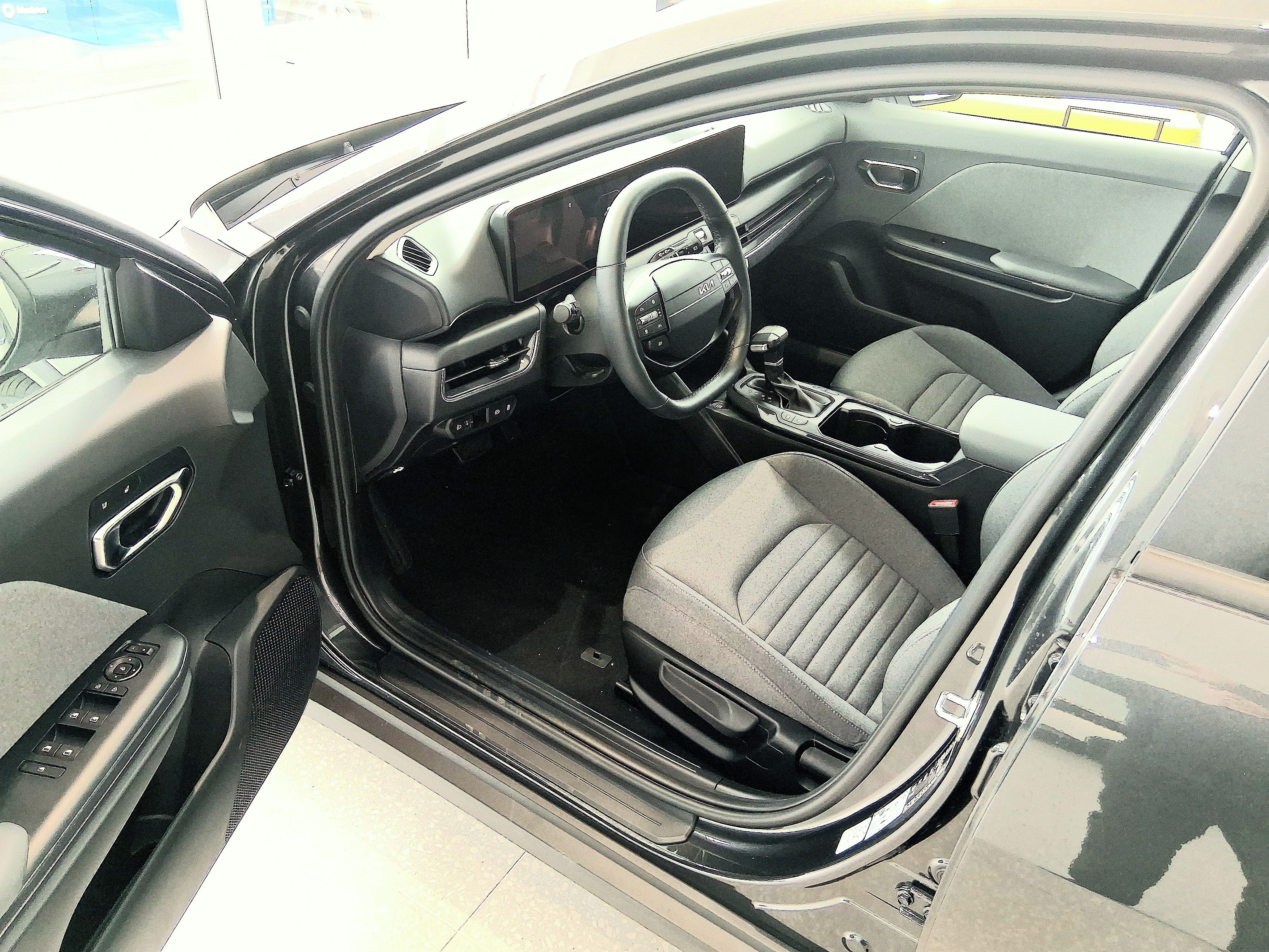 Kia K4, Exclusive 110 kW 7DCT automat - fotka 3