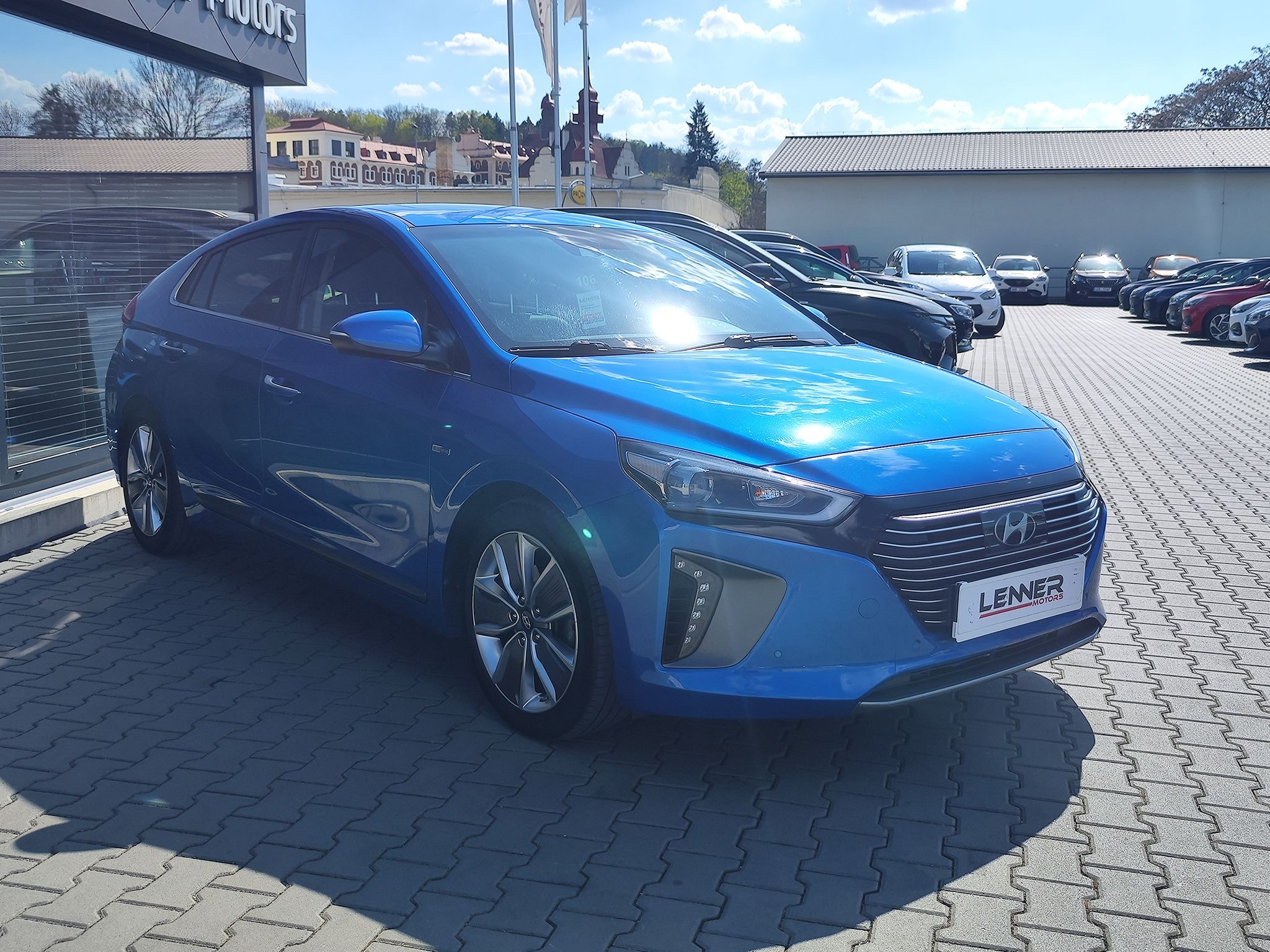 Hyundai Ioniq, 1.6 GDI/104kW HEV DCT - fotka 3