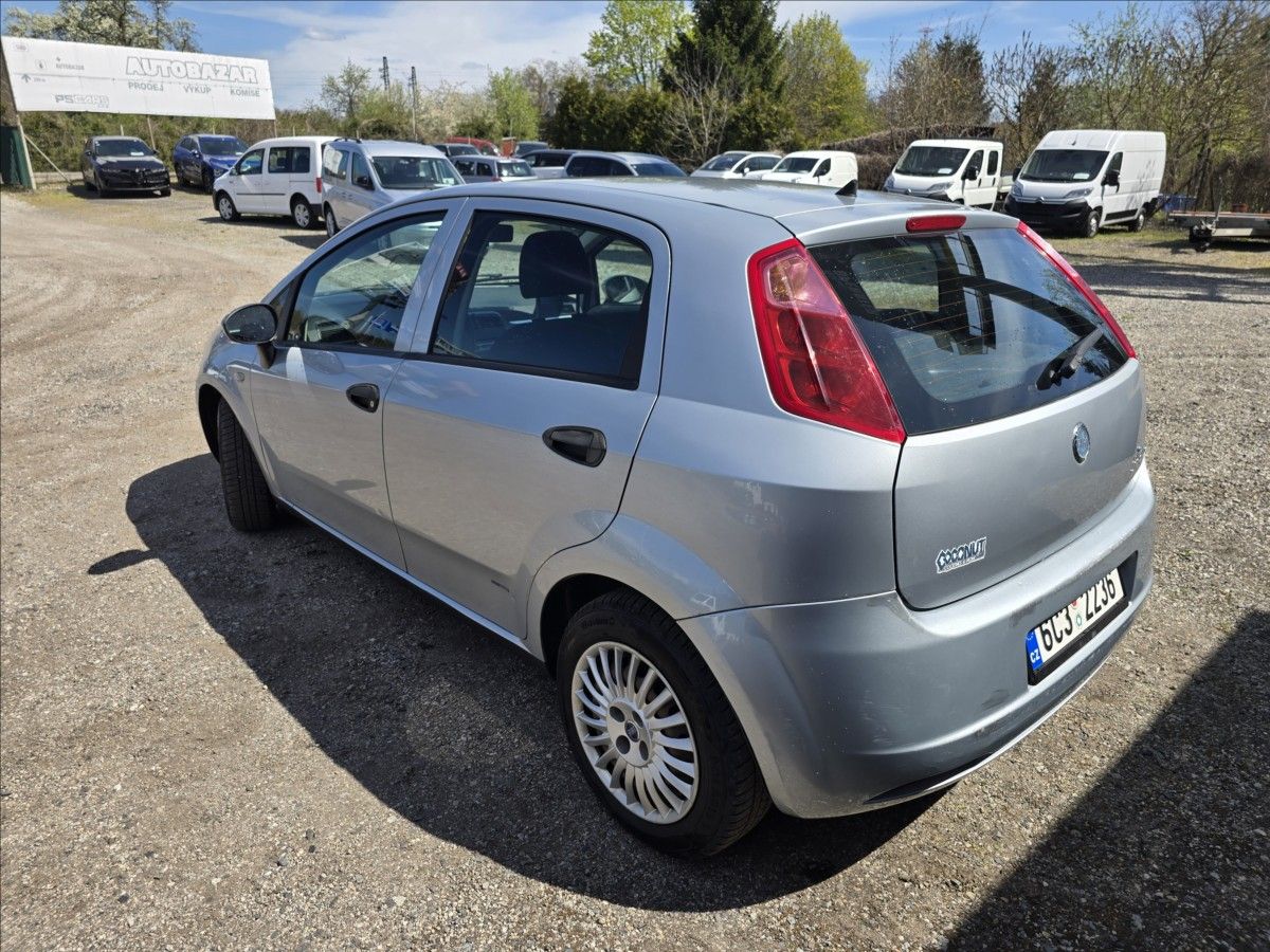 Fiat Punto, 1,4 i  57 kw  nová Stk - fotka 6