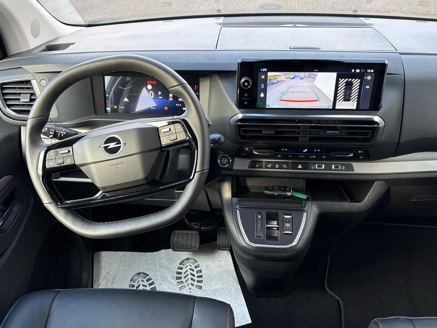 Opel Zafira, 2.0CDTi 177k 130kW L2 Elegance - fotka 4