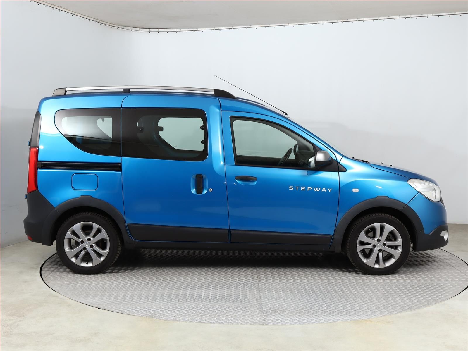 Dacia Dokker, 1.2 TCe, Stepway, 5Míst, Klima - fotka 6