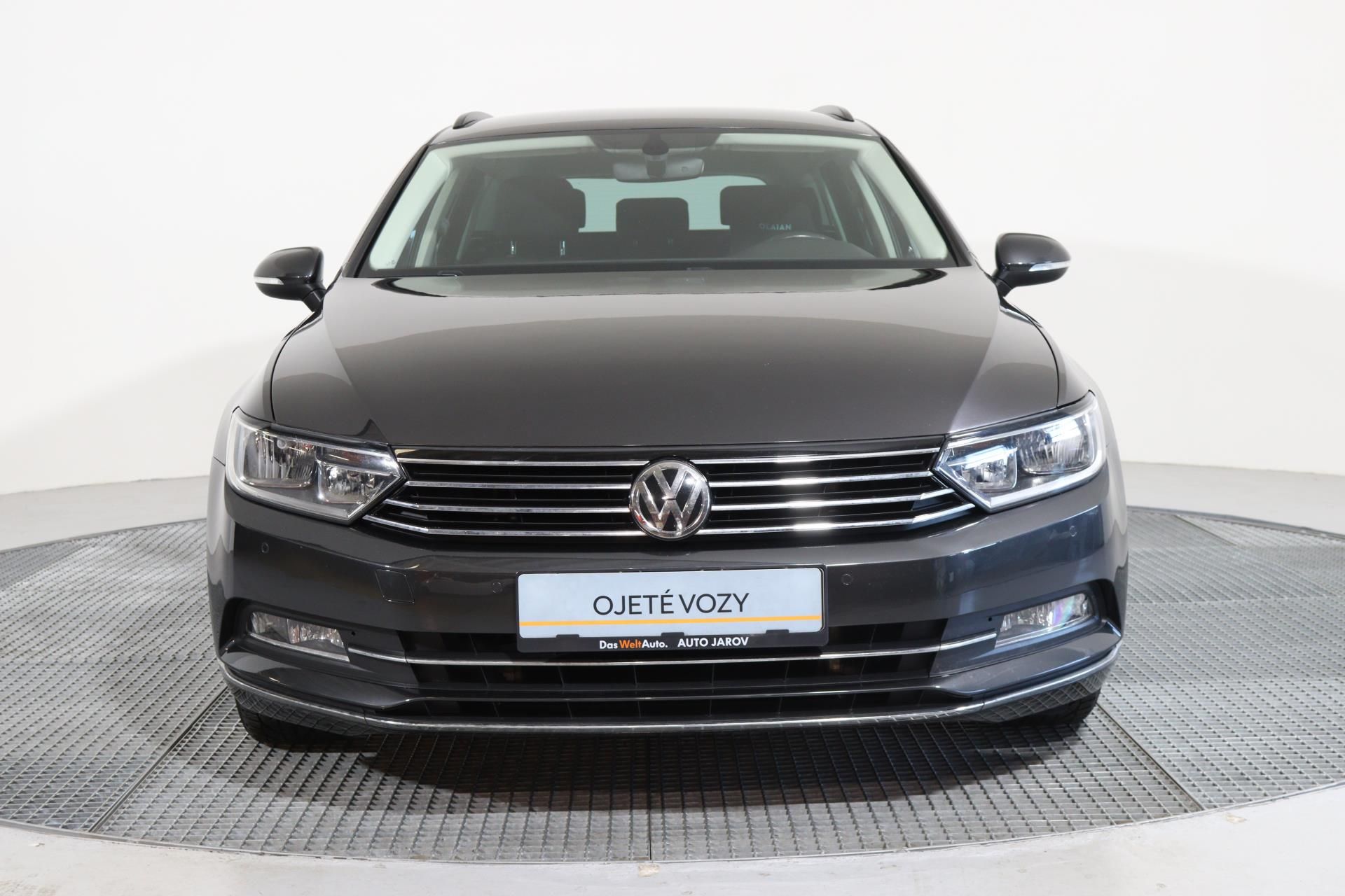 Volkswagen Passat, VARIANT COMFORTLINE 2,0 TDI - fotka 4