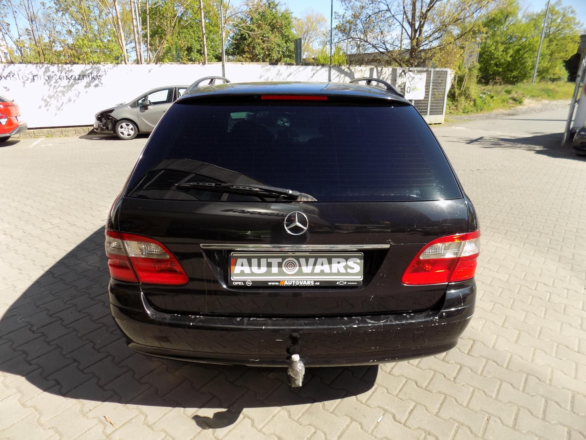 Mercedes-Benz Třídy E, 2.7 CDI - fotka 6