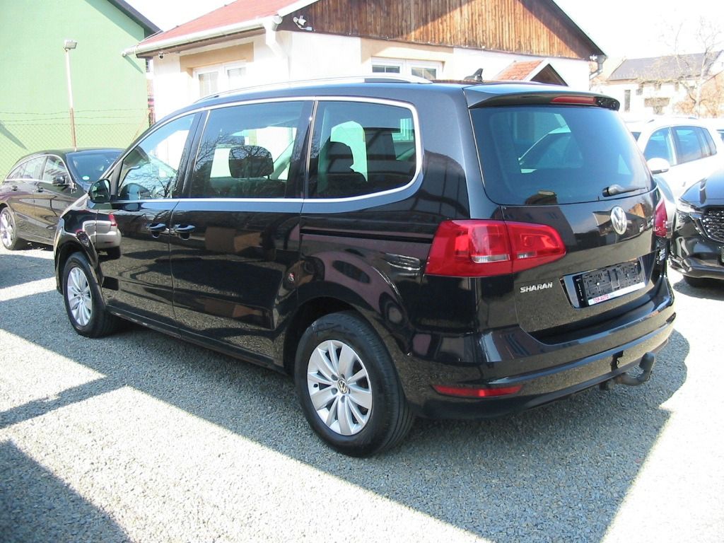 Volkswagen Sharan, 2.0 TDI - 7míst,NAVI,1MAJITEL - fotka 2