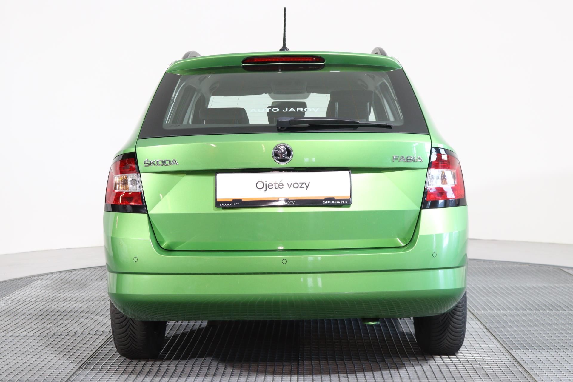 Škoda Fabia, COMBI AMBITION 1,4 TDI DSG 66k - fotka 6