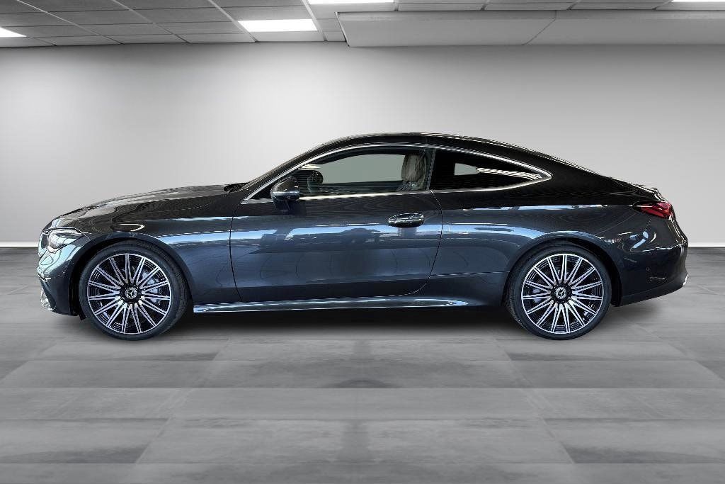 Mercedes-Benz CLE, 300 4M AMG Premium Pano Venti - fotka 4