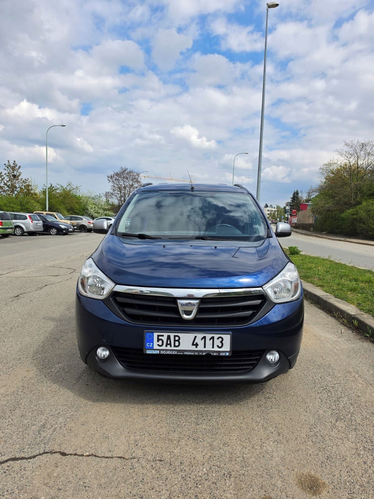 Dacia Lodgy, 1,2 / 85 kw / - fotka 2