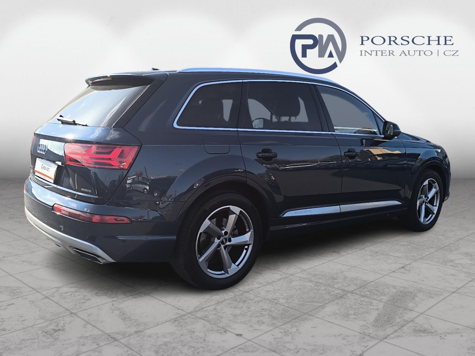 Audi Q7, 3.0 TDi - fotka 2