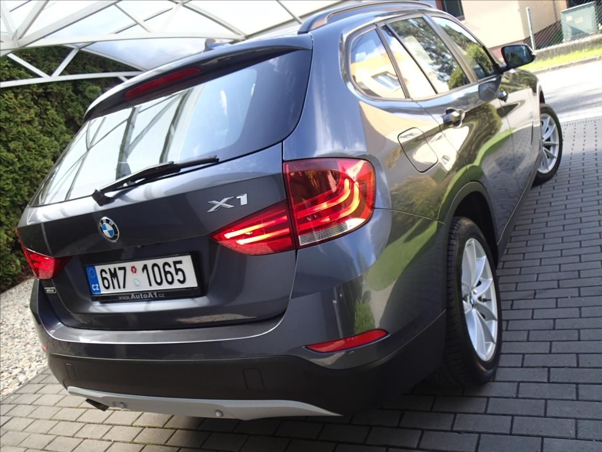 BMW X1, 2,0 135 kW, 4x4 - fotka 6