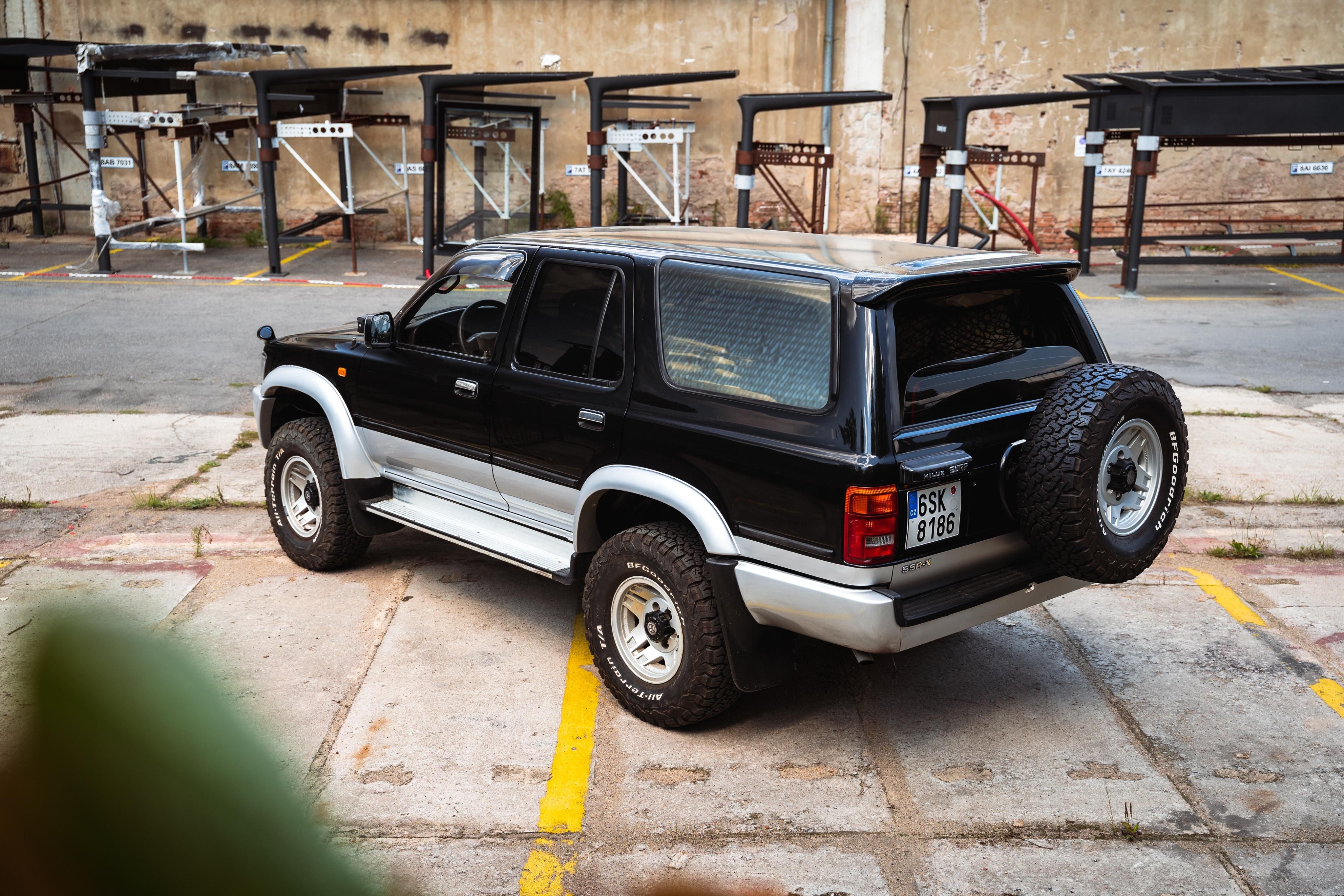 Toyota Hilux, Toyota Hilux Surf 2.4 TD - fotka 2