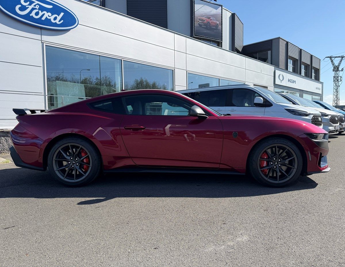 Ford Mustang, Dark Horse, 5.0 Dark Horse, Au - fotka 2