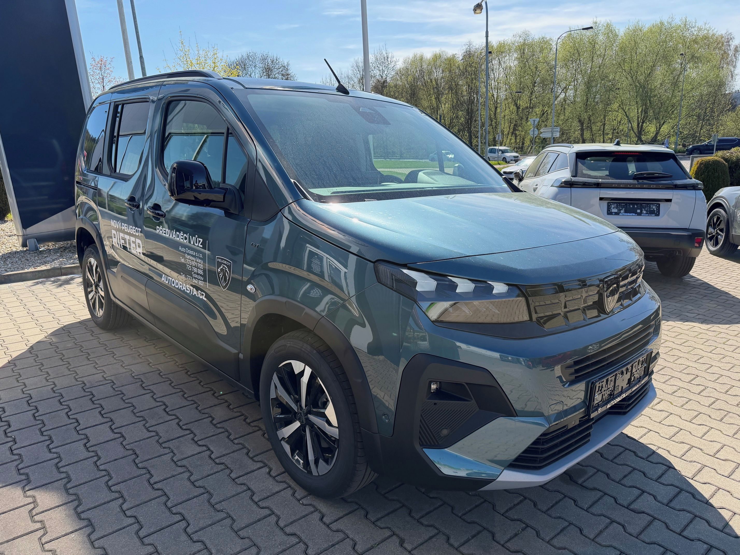 Peugeot Rifter, GT BlueHDi 130 S&S EAT8 - fotka 3