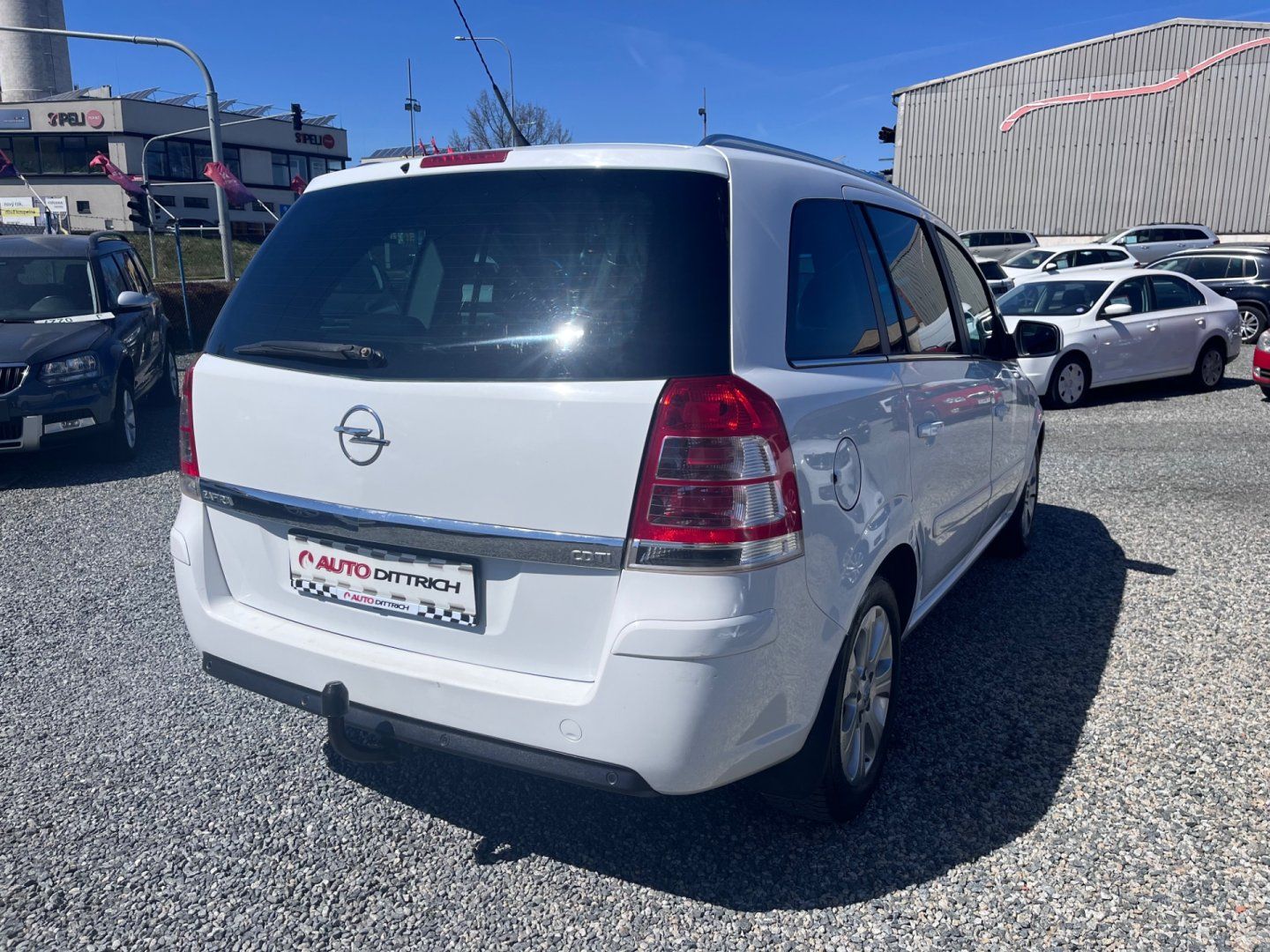 Opel Zafira, 1.7 CDTi 7 MÍST - fotka 5