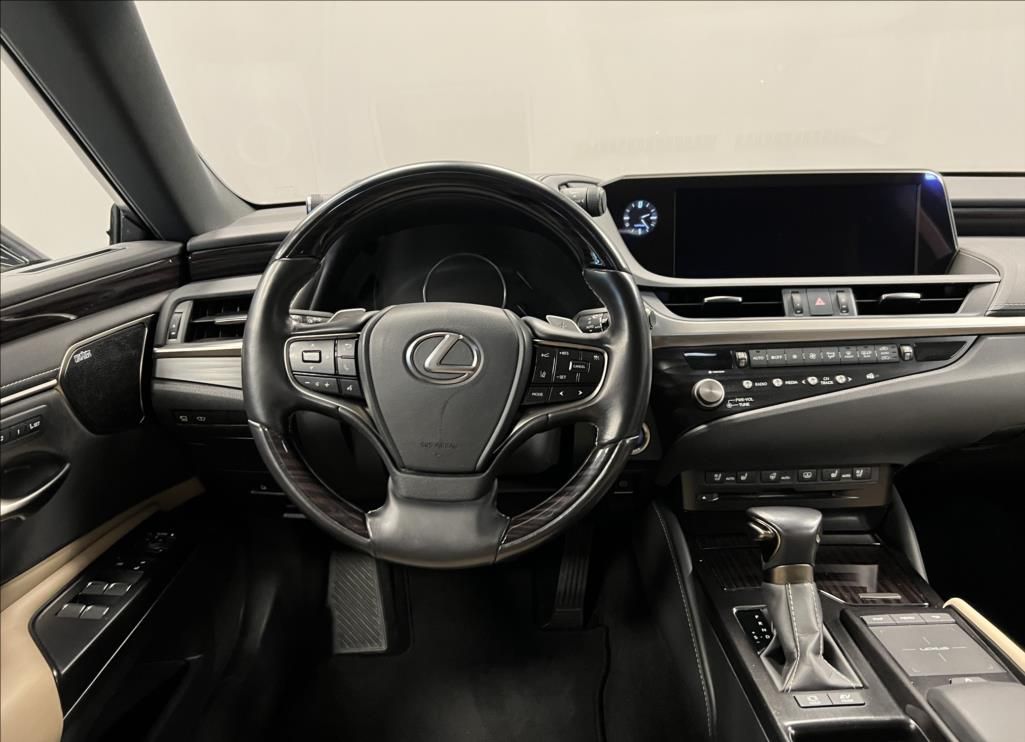 Lexus ES 300h, 300H 2,5 HEV LUXURY - fotka 5