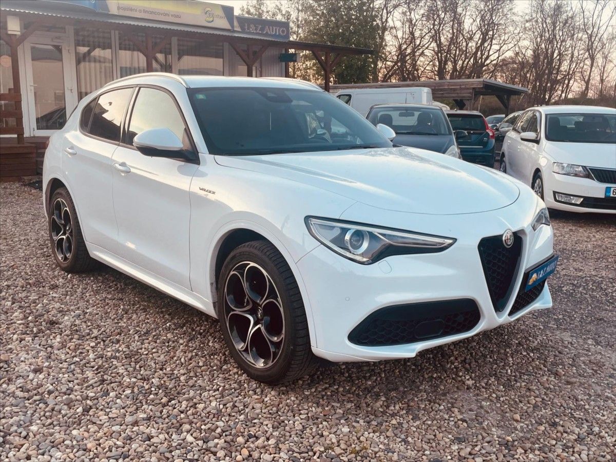 Alfa Romeo Stelvio, 2,1 JTDM  Q4 VELOCE - fotka 3