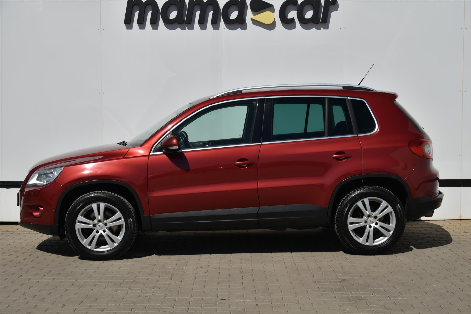 Volkswagen Tiguan, 2.0 TDI 103kW DSG 4MOTION ČR - fotka 4