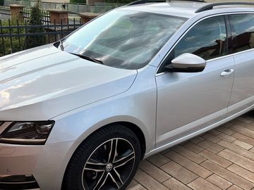 1.5 TSi 110 KW STYLE, servis