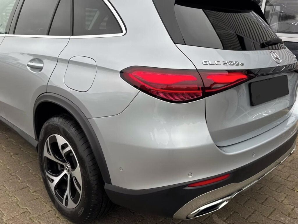 Mercedes-Benz GLC, 300 e 4M Avantgarde*Kůže*Navi* - fotka 6