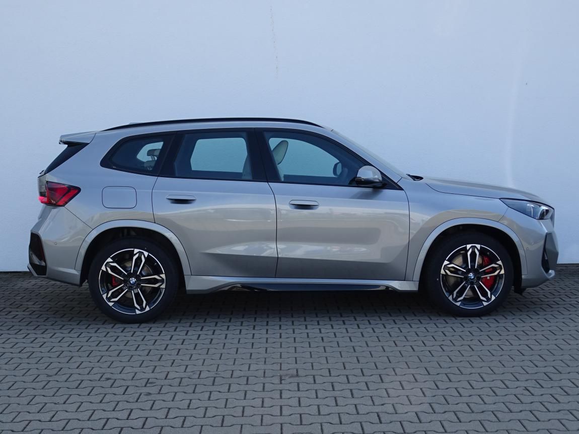 BMW X1, xDrive20d - fotka 5