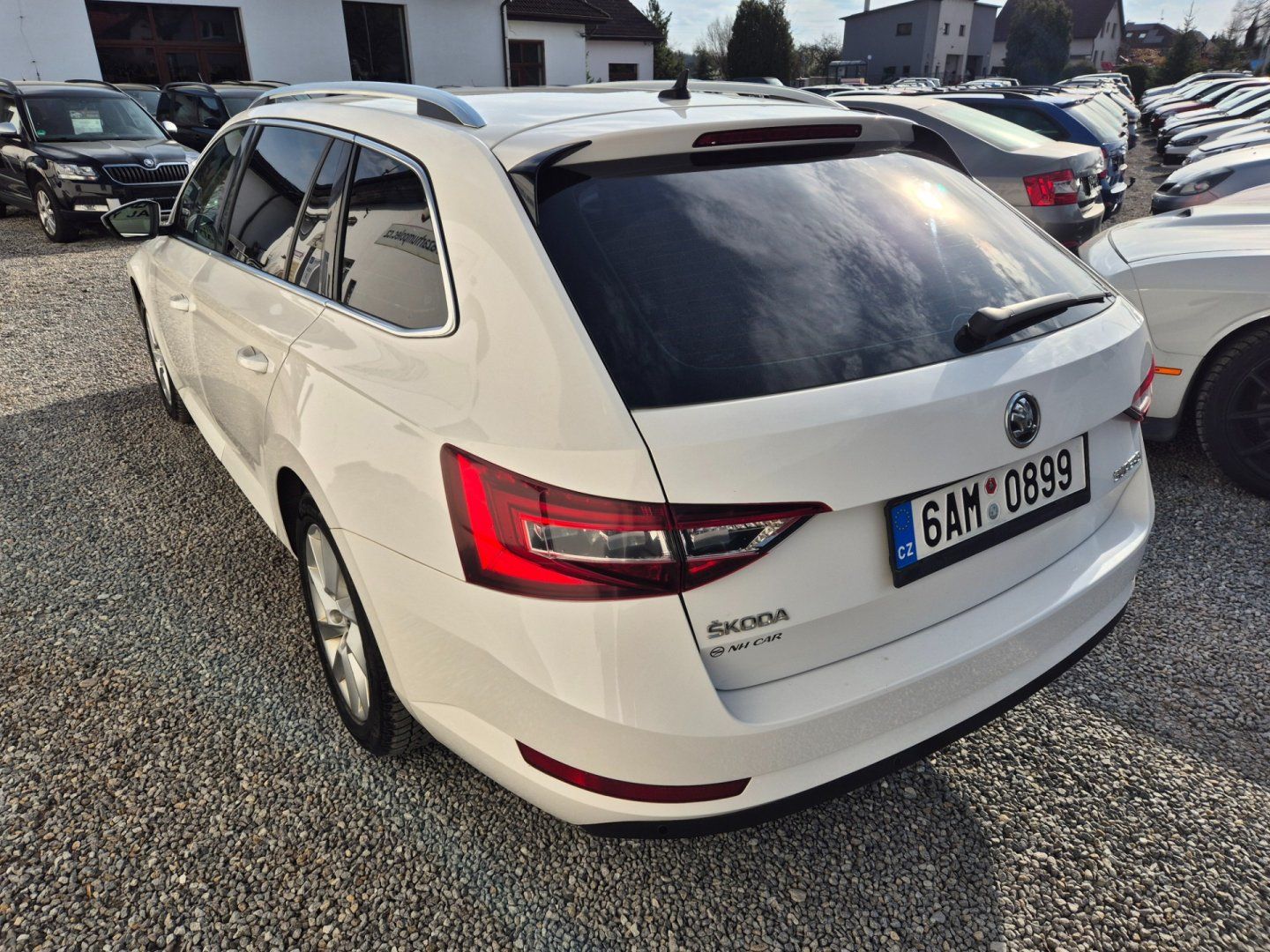 Škoda Superb, 2.0 TDI Navi,Xenony,TOP - fotka 6