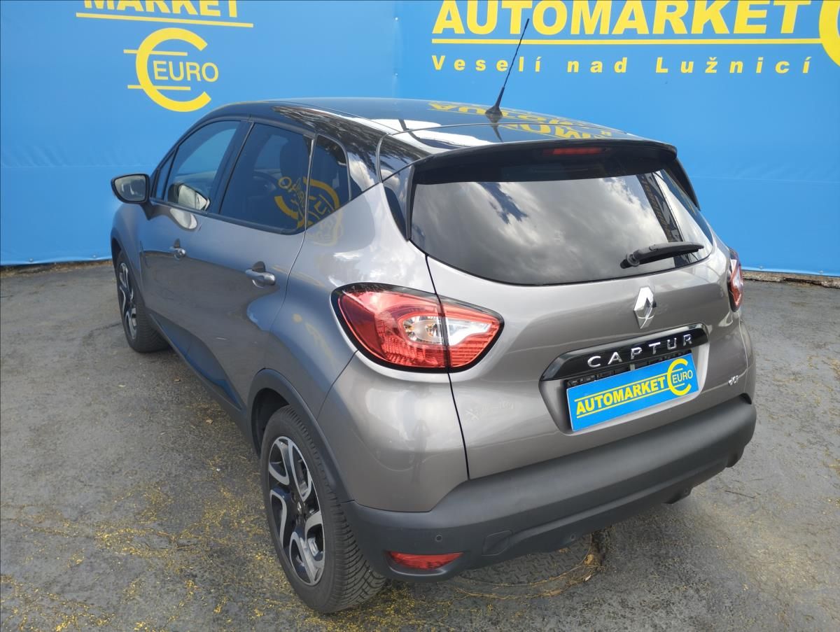 Renault Captur, 1,5 DCi 66KW - fotka 6