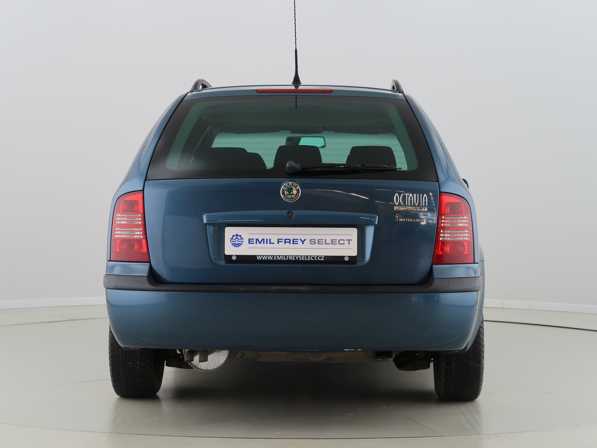 Škoda Octavia, 1.6i,75kW,Manuál - fotka 6