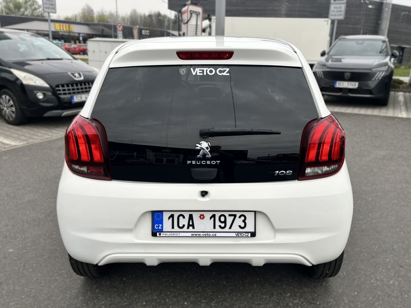 Peugeot 108, 1.0 PureTech, 51 kW, MAN 5 - fotka 4